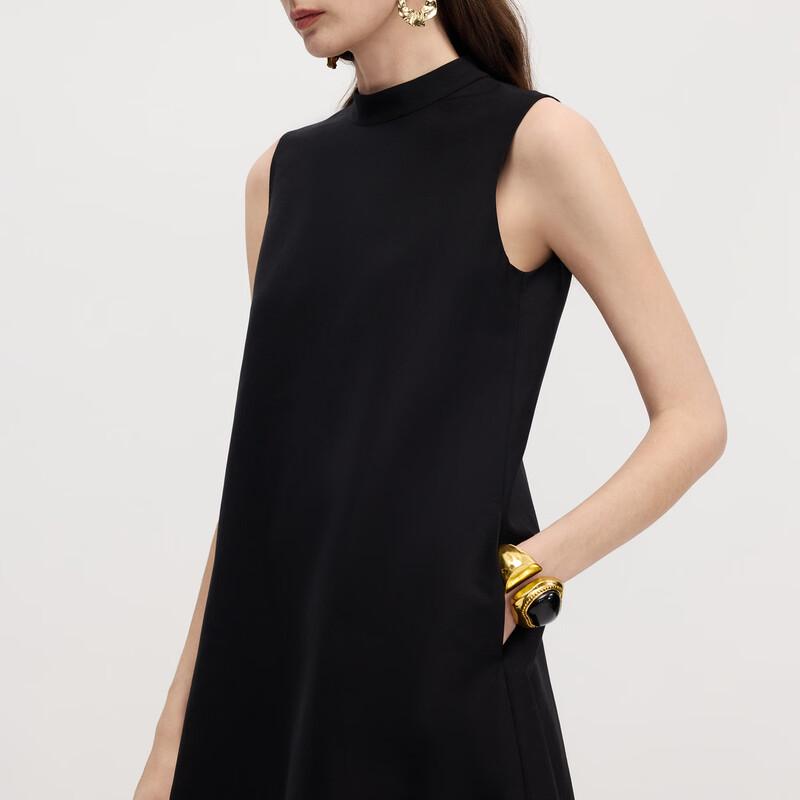 Langzi Sleeveless Mock Neck Dress