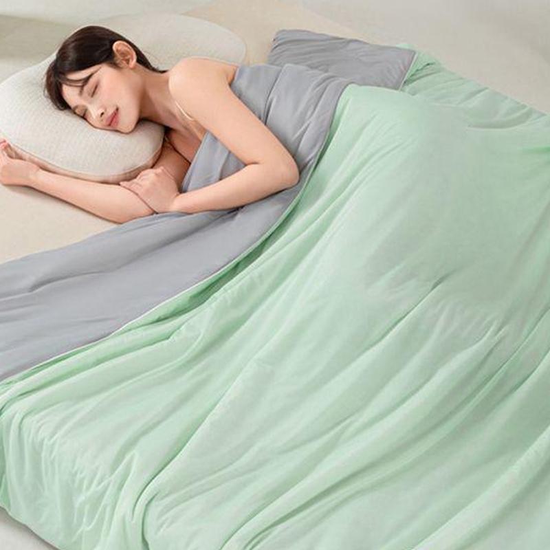 Sommerliche kühle, bequeme, einzelne, dünne Steppdecke, maschinenwaschbar, Klimadecke, Studentenzimmer-Steppdecke, Bettwäsche, lässige Decke