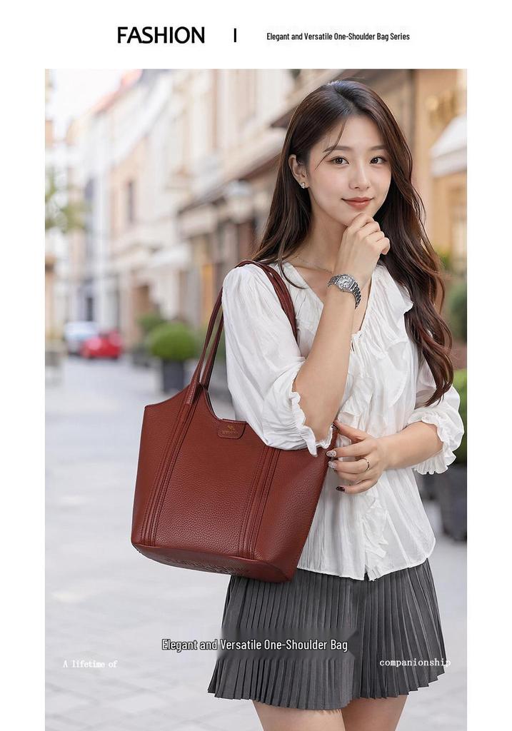 2026 Autumn/Winter Women's Fashion Versatile Large Capacity Tote Bag for Commute and Underarm