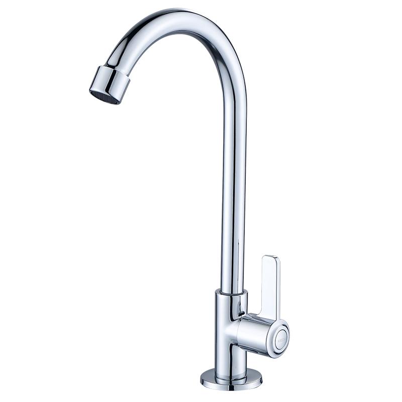 KEGOO Kitchen Sink Faucet