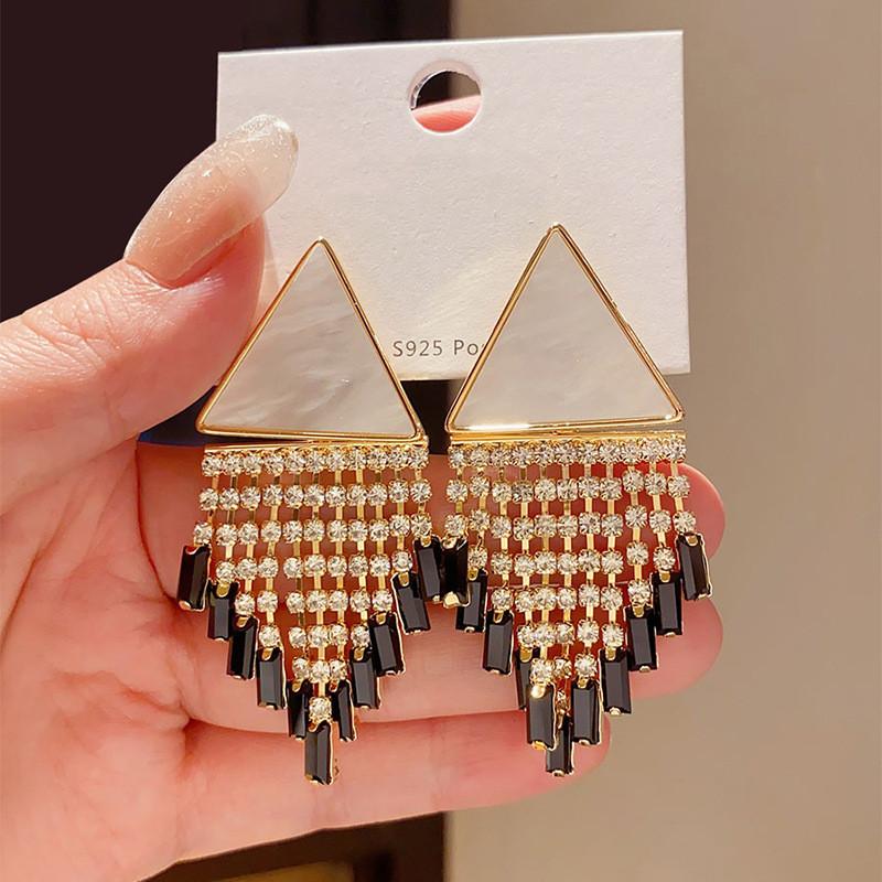 Modern Resin Triangle Dangle Earrings With Zirconia For Fashionable Women Office Wear