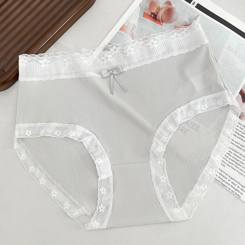 Women's Mid-Waist Ice Silk Seamless Lace Briefs – Breathable and Thin