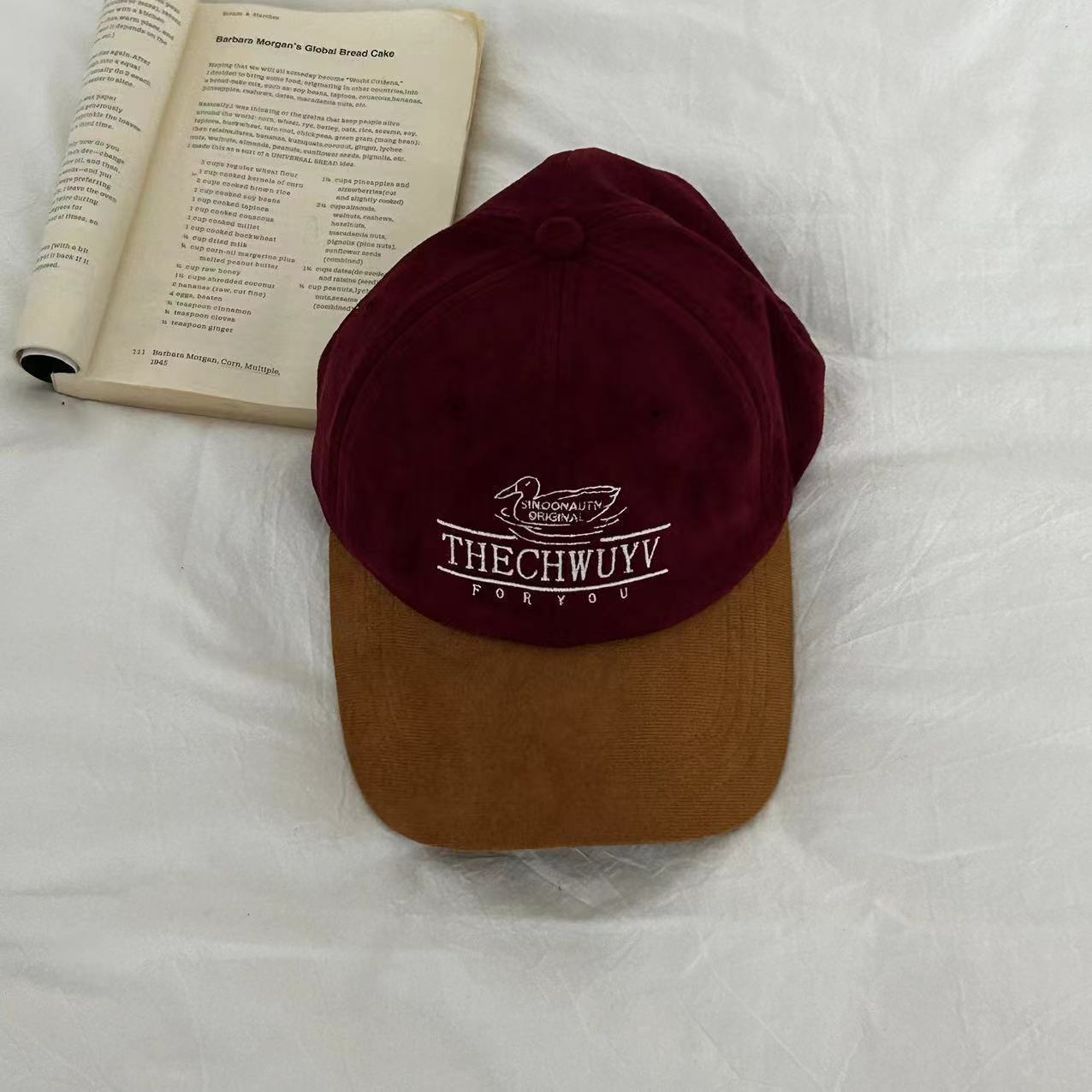 

Повседневная японская бейсболка с контрастной вышивкой букв и модного бежевого цвета для мужчин и женщин M（56-58cm）