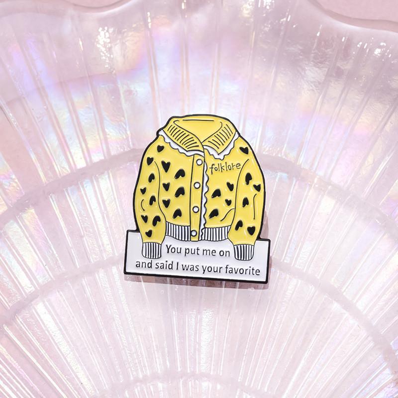 Yellow Sweater Creative Badge Taylor Swift Music Badge Folk Story Brooch For Fans