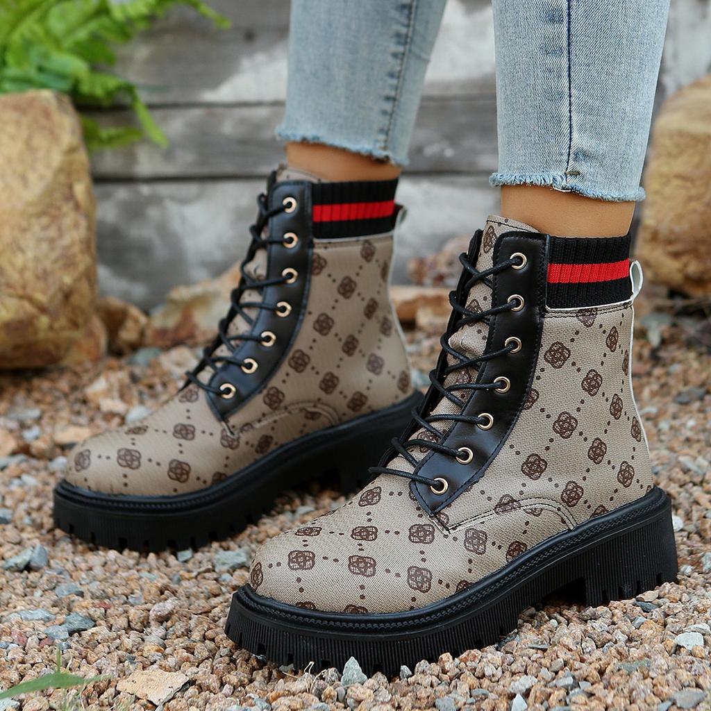 Autumn and Winter New Women's Martin Boots Fashion High-top Big-headed Leather Shoes British Style Trend Leather Boots Personalized Short Boots