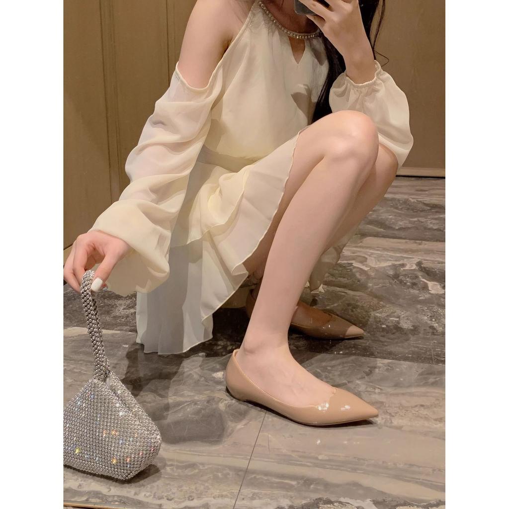 New Spring and Summer Pointed Women's Nude Shoes Temperament Sexy 2025 Flat Shoes Gentle Versatile Single Shoes Daily Red Sole