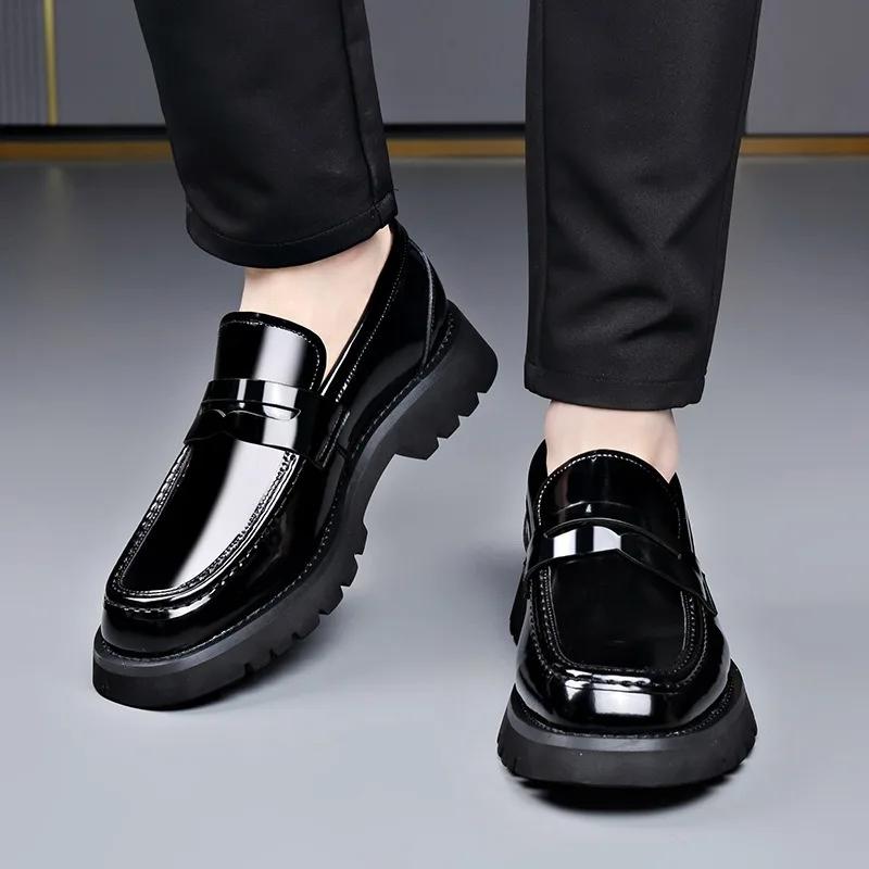 Fashion Designer New Thick Sole Bright Surface Breathable Men's Loafers Fashion Thick Sole British Style Business Leather Man Shoes
