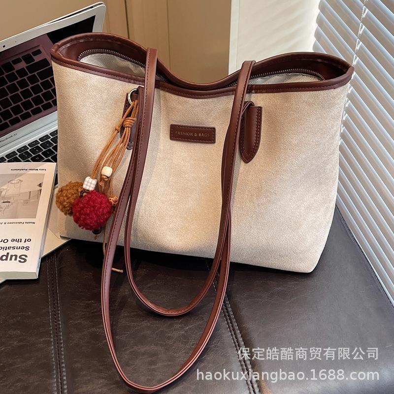Large Capacity Suede Bag Women's Autumn and Winter 2025 New Versatile Shoulder Bag Casual Work Commuter Tote Bag