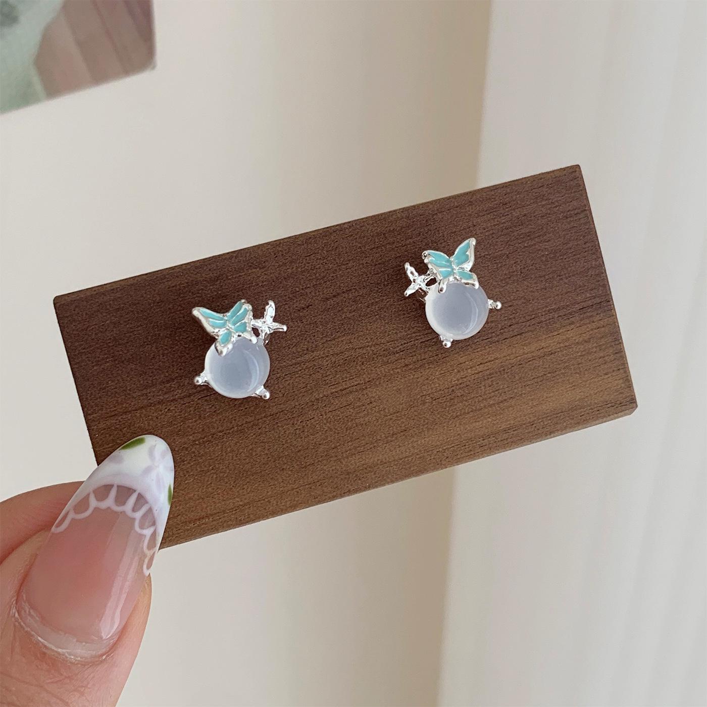 Spring Butterfly Cat s Eye Stone Earrings: Exquisite, Versatile, Simple Studs