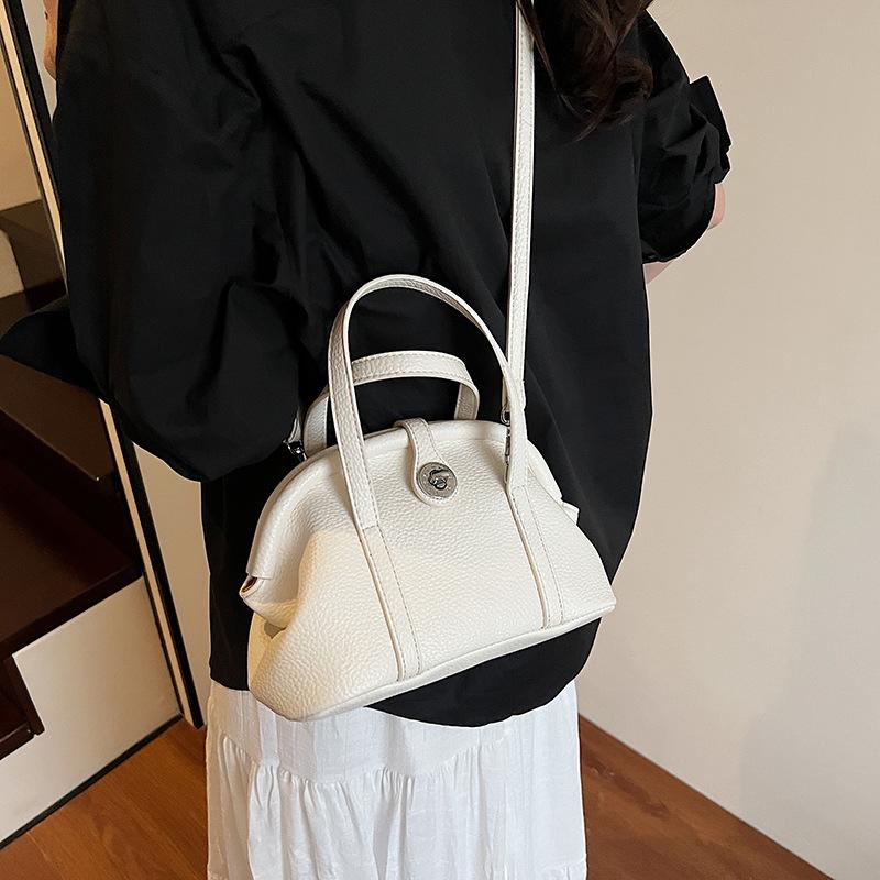 Handbag Women's New Fashion Commuter Shoulder Messenger Bag