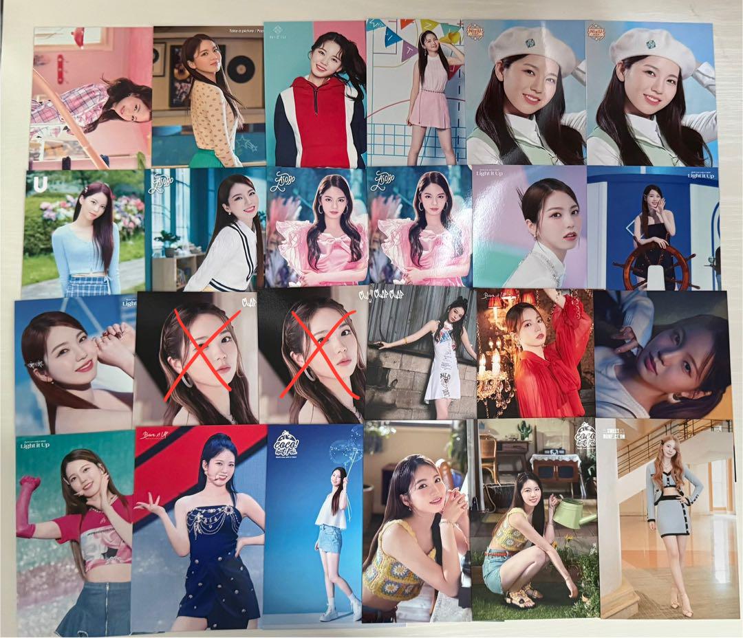 

[USED] NiziU Ayaka Rantra 22 sheets sold separately