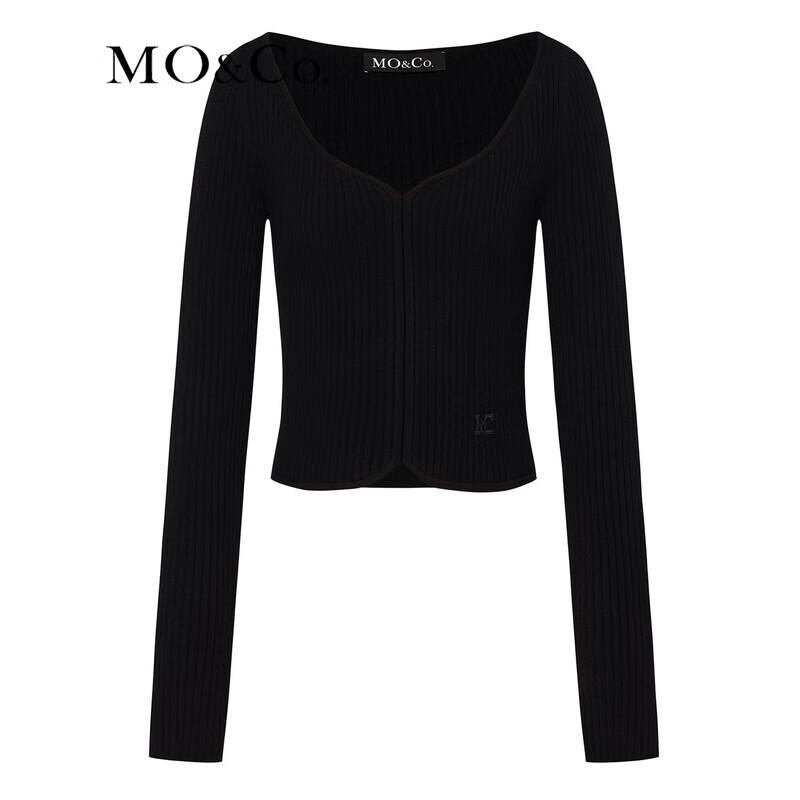 MO&Co. Autumn Slim-Fit Sweetheart V-Neck Knit Top