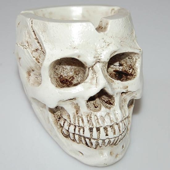Spooky Skull Shape Resin Cigarette Ashtray Halloween Party Home Desk Decor Gift