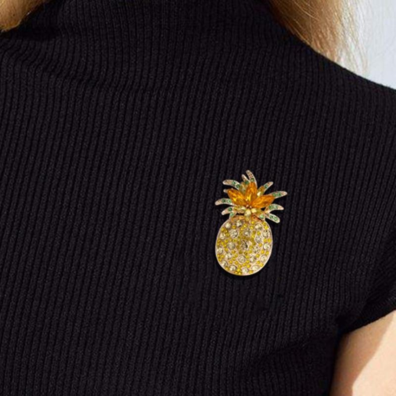 Sparkling Rhinestones Pineapple Brooch Featuring Vibrant Enamel Design Perfect For Fashion Accessory Gift