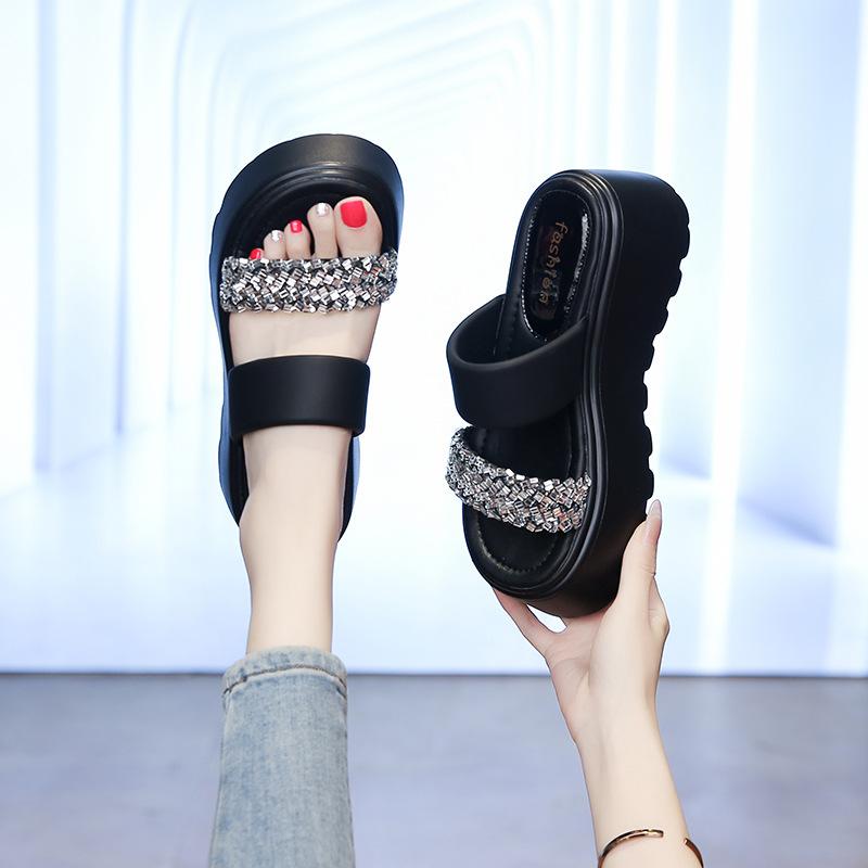Rhinestone slippers women's summer wear new platform muffin shoes beach shoes sandals women