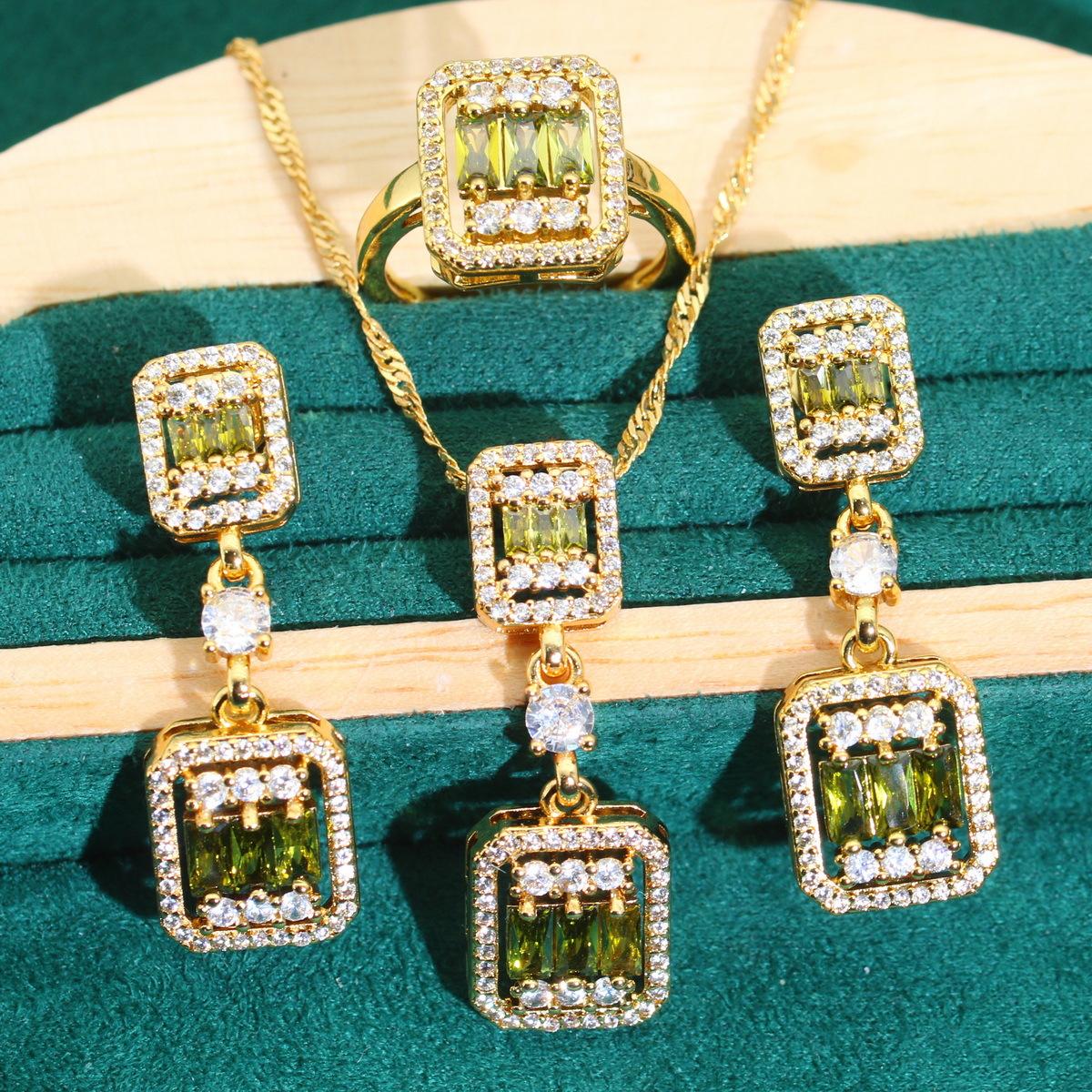 

Европа и Соединенные Штаты Горячие антиаллергенные ожерелье серьги кольцо золотой комплект ювелирных изделий из циркония 9 yards