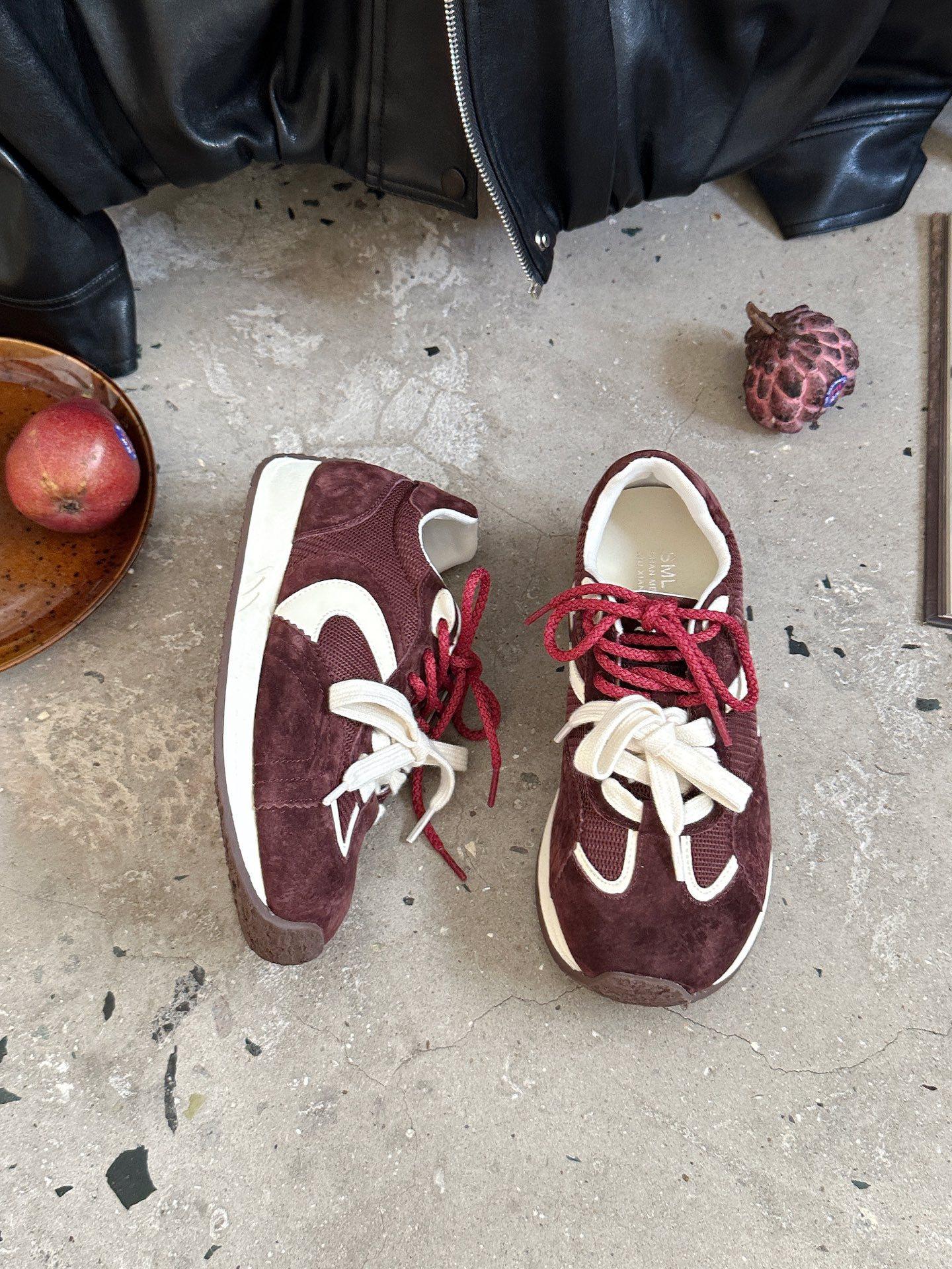 

Женские немецкие тренировочные кроссовки на толстой подошве с внутренней высотой, дышащие, новые 2025, вафельные, универсальные, повседневные, спортивные, сетчатые, цветные, Forrest Gum 39 бордовый