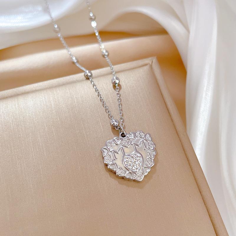 Ancient Style Love Personality Minimalist Wind Furnace Real Gold Necklace Female Collarbone Chain