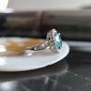 Серебряное кольцо с мистик топазом, вес изделия 3,79 гр (2203865)