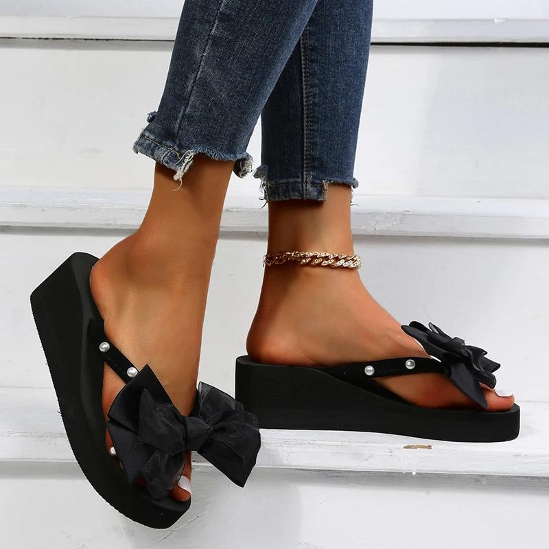 Fashion 2025 Stylish Peard Decro Flip Flops for Women Summer Bow-Knot Slippers Woman Non Slip Soft Bottom Platform Slides Female