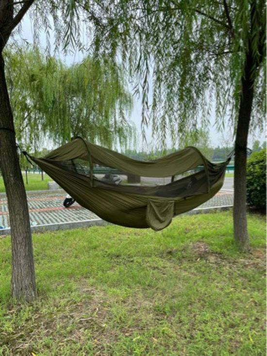 Outdoor Double Hammock: Thickened, Mosquito-Proof, Anti-Rollover for Adults & Kids, Perfect for Camping, Picnics and Hanging on Trees
