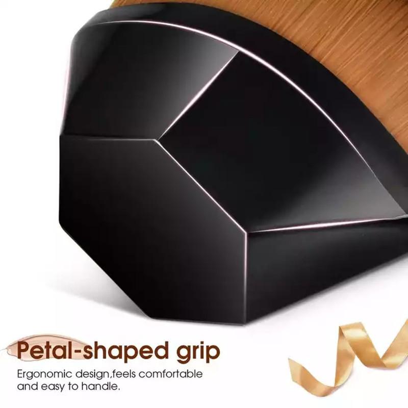 Magic Makeup Brush Face Blush Powder Beauty Brush Portable Professional Foundation Brush Large Cosmetic Soft Base Makeup