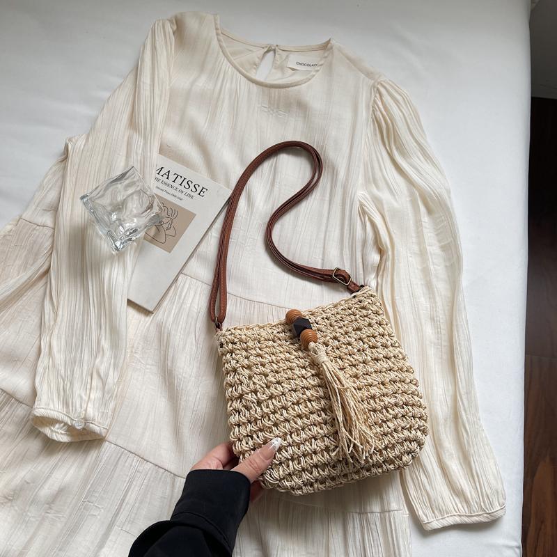 Straw Bag Women's Beach Shoulder Bag Crossbody Bag Large Capacity Women's Bag