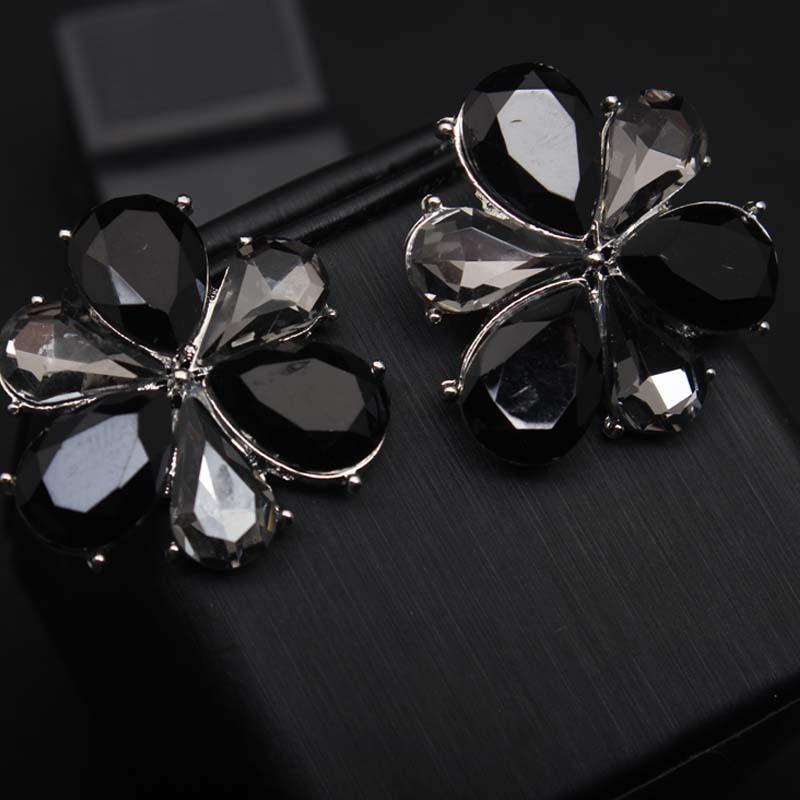 

Преувеличенные серьги-цветы, серьги-гвоздики с кристаллами и драгоценными камнями, модные женские серьги чёрный