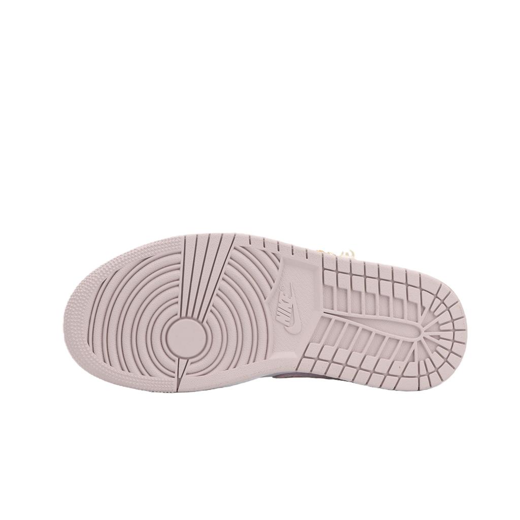Jordan Air Jordan 1 Moonbathed, Aphrodite's Kiss Cushioning Slip Resistant Low Top Vintage Basketball Shoes Unisex DC0774-606(Team1390)