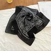 Square Cotton Cashew Flower Print Bandana Unisex Head Wrap Decorative Head Scarf For HipHop Dancing and Street Wear