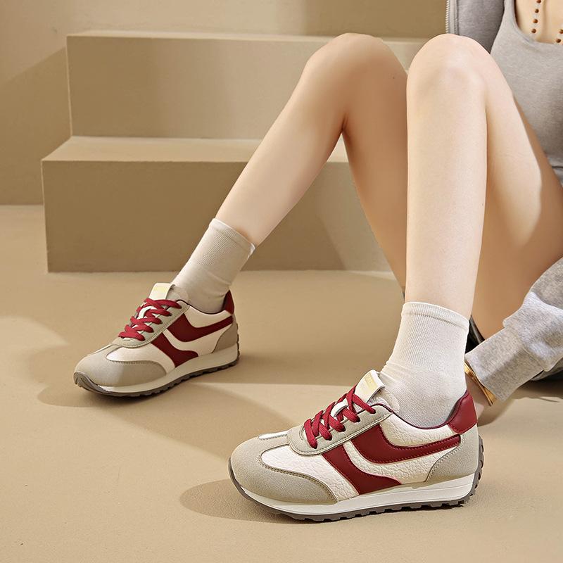 2025 Autumn New Retro Moral Training Shoes Low-top Flat-soled Single Shoes Commuting Forrest Gump Shoes Casual Versatile Board Shoes Single Shoes