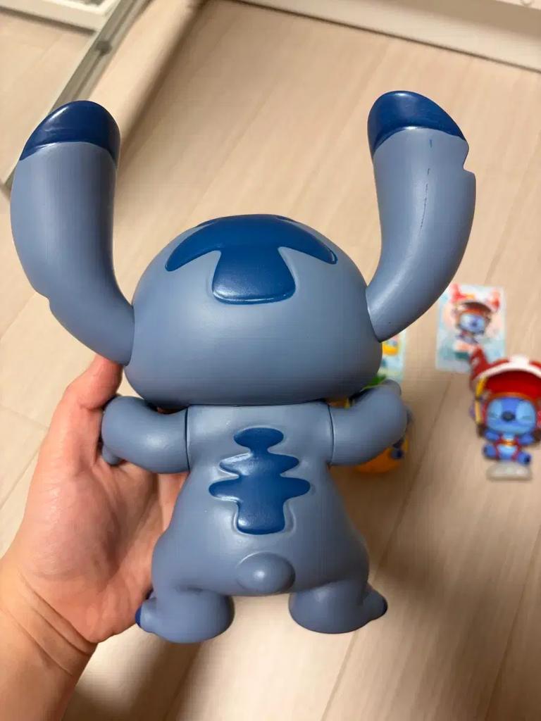 Stitch King Figure Used