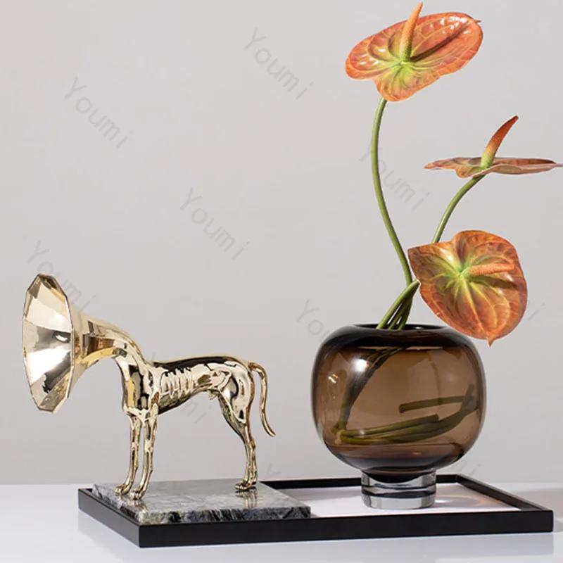 Creative Gold Horn Dog Figurine Decor Light Luxury Modern Bedroom Metal Animal Art Crafts Living Room Decoration Accessories