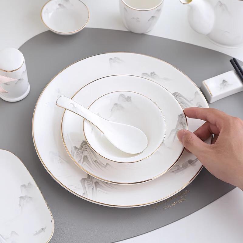 Chinesisches Keramik-Geschirrset mit Goldrand, 4-teilig