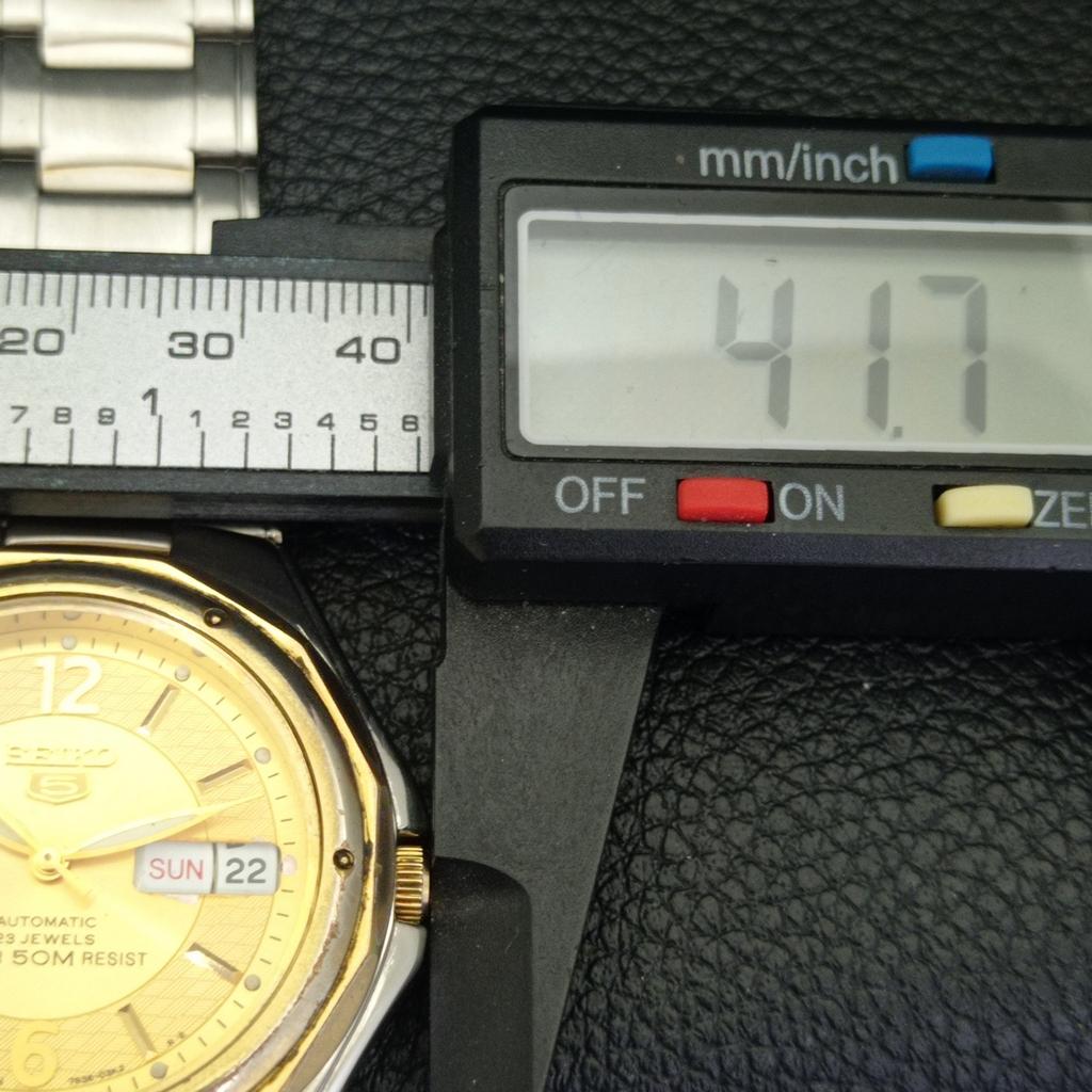 Echte Vintage SEIKO 5 AUTOMATIC 7S36B JAPAN Herrenuhr Original Zifferblatt a702416-5