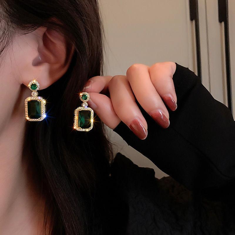 1PC Exquisite Fashion Emerald Perfume Bottle Necklace Earrings Ring 3 Piece Set Classic Banquet Wedding Jewelry Set Birthday Gift