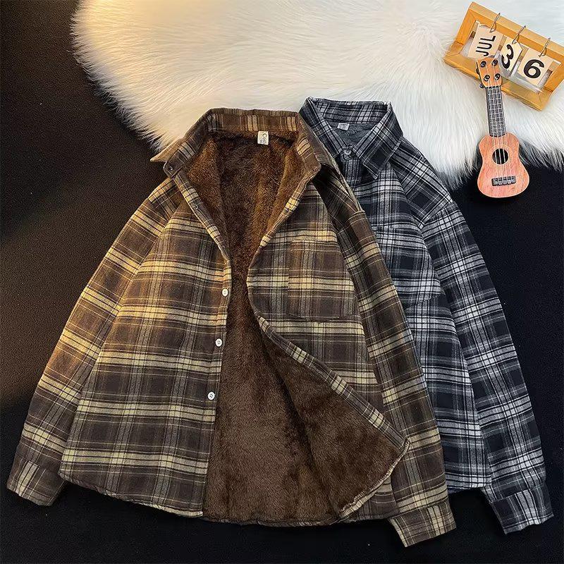 Men's High-End Hong Kong Style Plaid Fleece Shirt: Trendy, Warm, Stylish Long-Sleeved Autumn/Winter Innerwear.