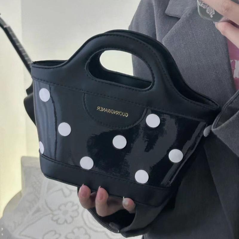 Neue Ankunft Mode frauen Kleine Umhängetasche Schwarz PU Leder Schulter Tasche Weibliche Punkte Hand Taschen Casual Korb Top-griff Tasche