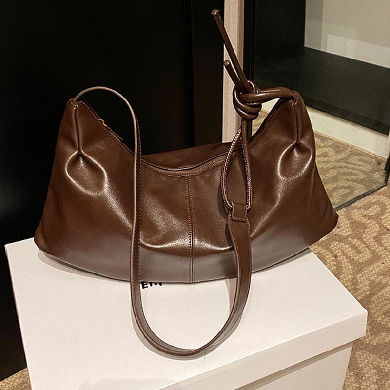 IELGY Soft Leather Retro Large-Capacity Bag Autumn Winter All-Match Commuter Cross-Body Dumpling Bag