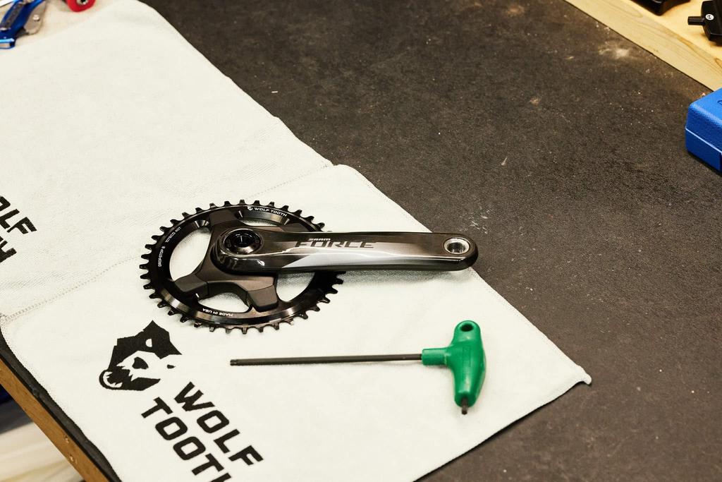 Wolf Tooth 107 BCD Chainring for SRAM 40T