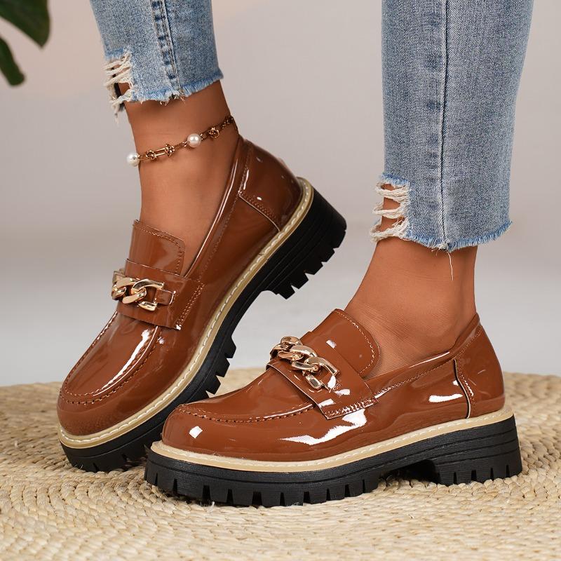 New Large-sized Thick-soled Shoes with Round Heads and Fashionable Square Heels