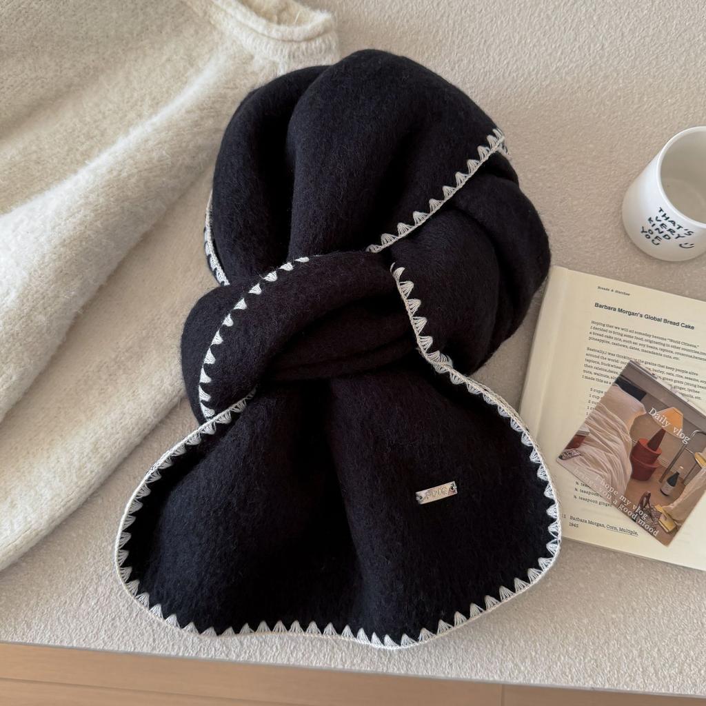 Autumn and winter new solid color scarf women's ins Korean atmosphere lock edge design warm versatile men's and women's scarves