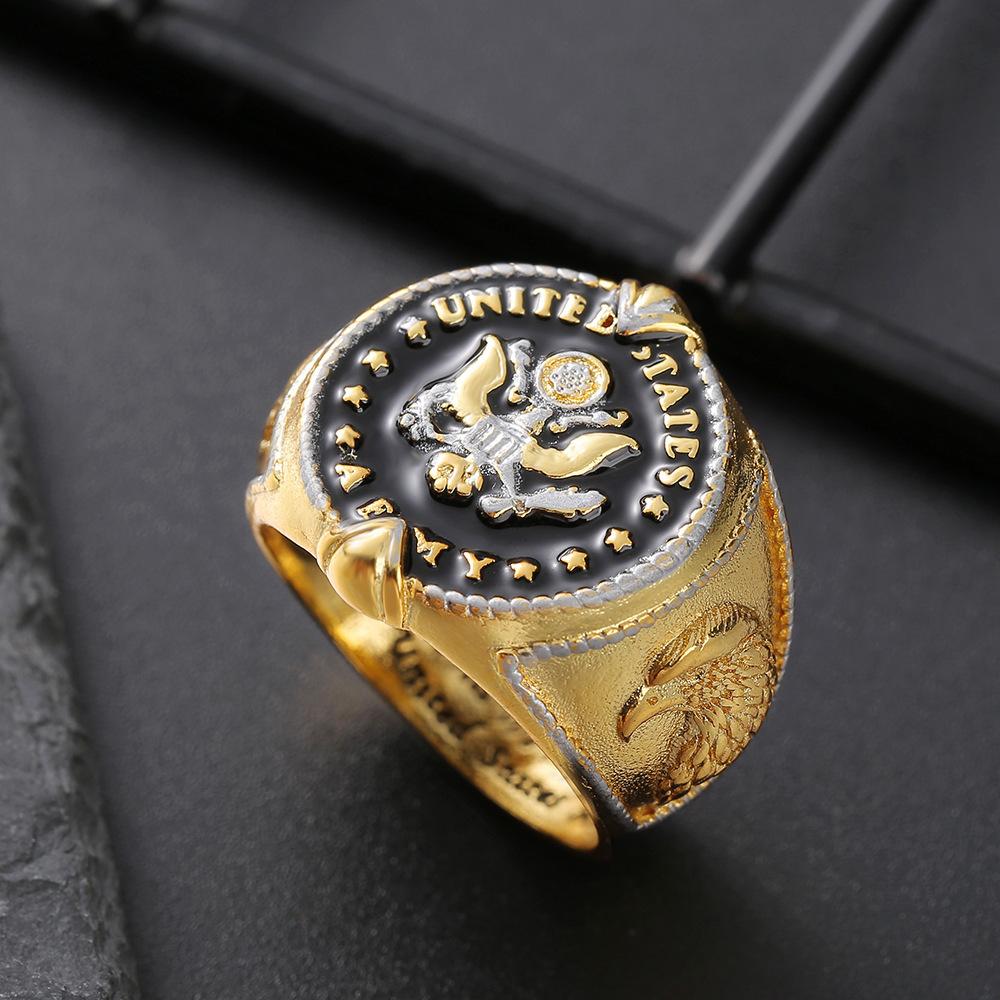 WOSIKATE Vintage Round Separated Color Ring For Men Fashion Jewelry Men's Domineering Gold-plated Eagle Head Index Finger Ring