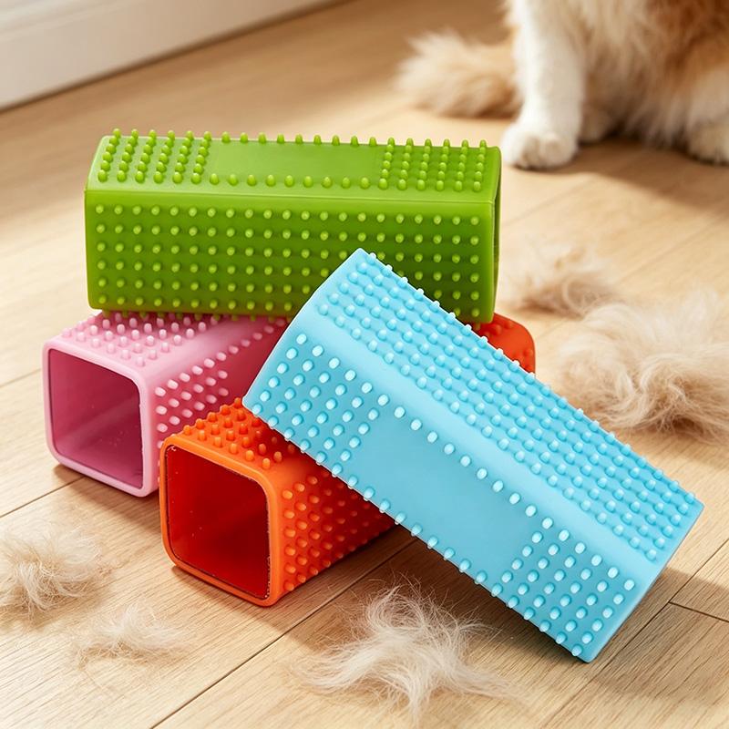 Pet Hair Removal Brush Car Animal Brush Dog Cat Hair Removal Effective Pet Hair Silicone Hollow Rubber Cleaning Brush GSZ01