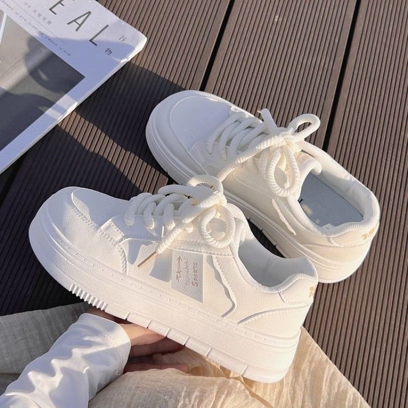 Women wear new summer platform casual shoes with skirts, versatile sports shoes, dopamine board shoes