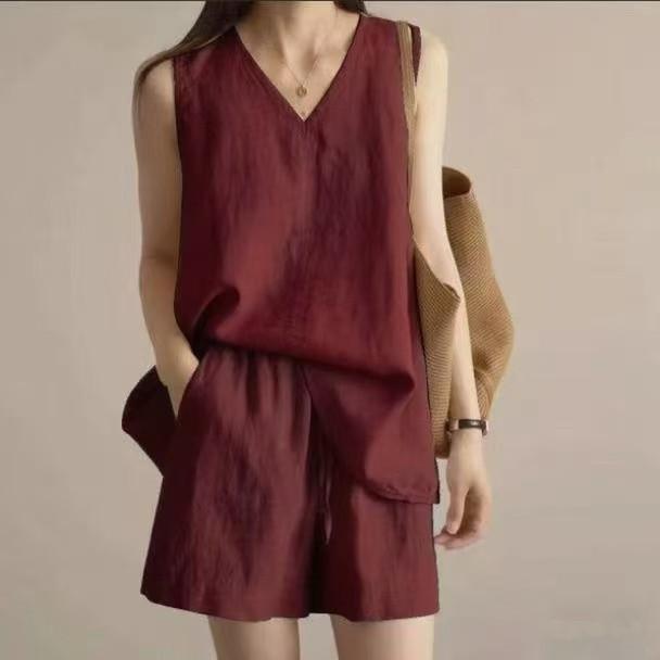 Summer Casual Loose Cotton and Linen Two-piece V-neck Vest Shorts Suit for Women