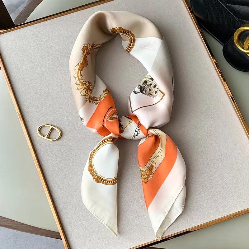 Luxus-Design-Druck Seide Quadrat Schal Frauen Weichen Satin Pferd Haarband Halstuch Büro Hijab Stirnband Foulard Tasche Bänder Geschenk