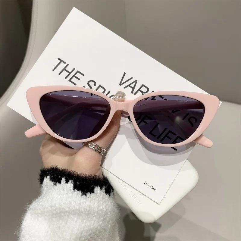 Luxury Design Sunglasses for Women Unisex Outdoor Travel UV400 Goggle Shades Ladies Fashion New Trend Cat Eye Sun Glasses