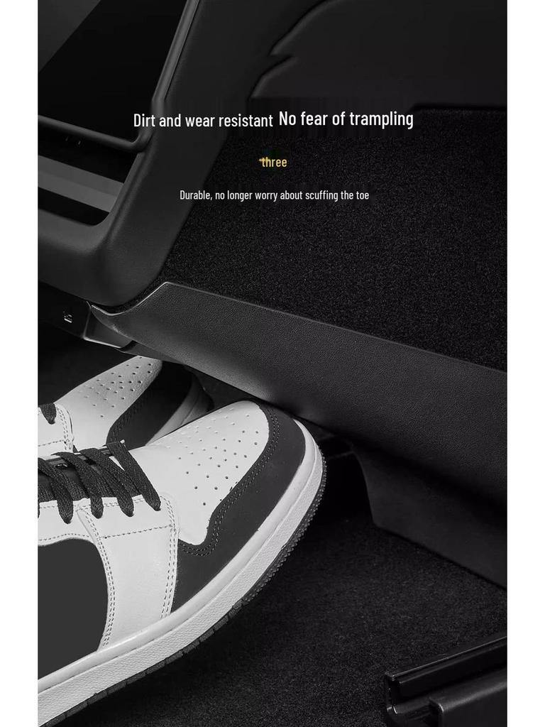 Килимки проти бруду для центральної консолі та задніх сидінь Tesla Model Y 2025 року