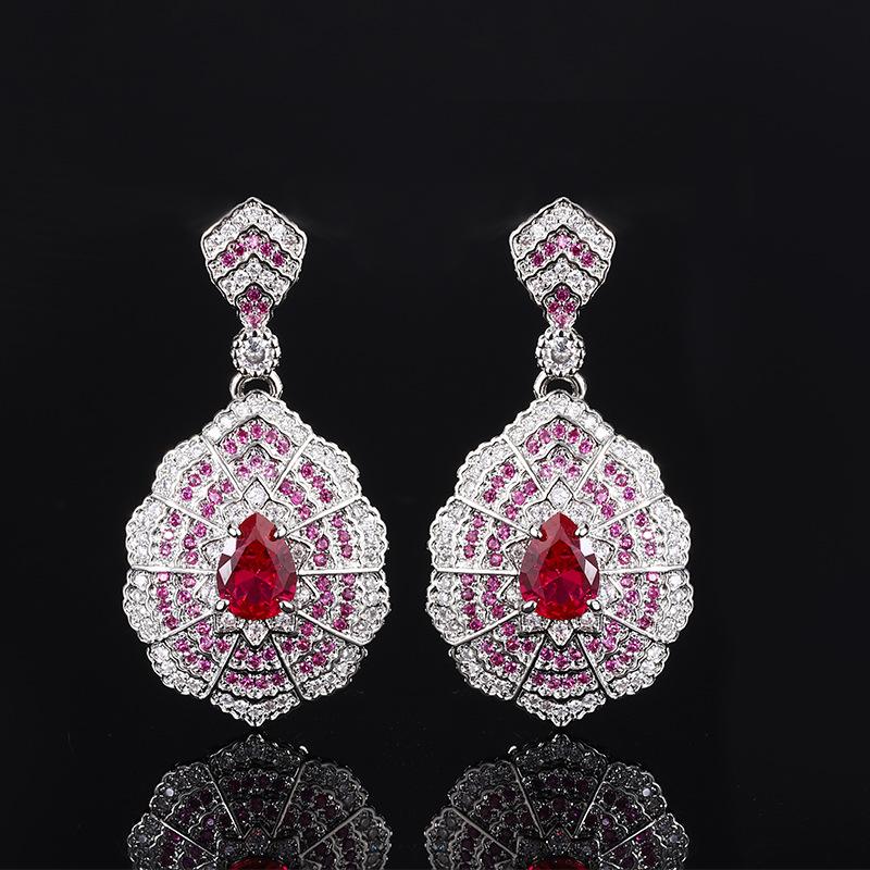 

Комплект украшений осень-зима, ожерелье, кулон, серьги из красного циркония, винтажные серьги в стиле барокко, кольцо